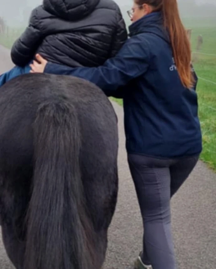 Hippothérapie avec Boum