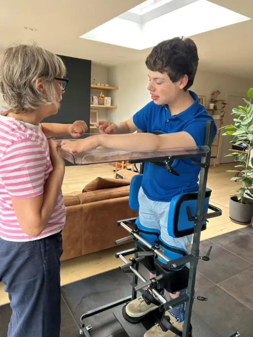 Augustin dans son verticalisateur
